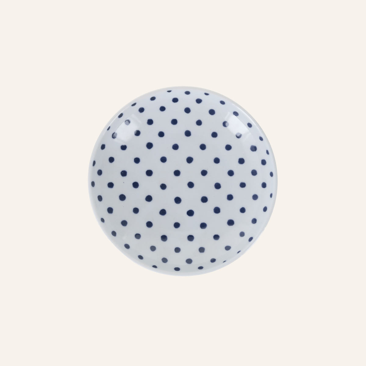 Small Hasamiyaki porcelain plate "mame shibori"