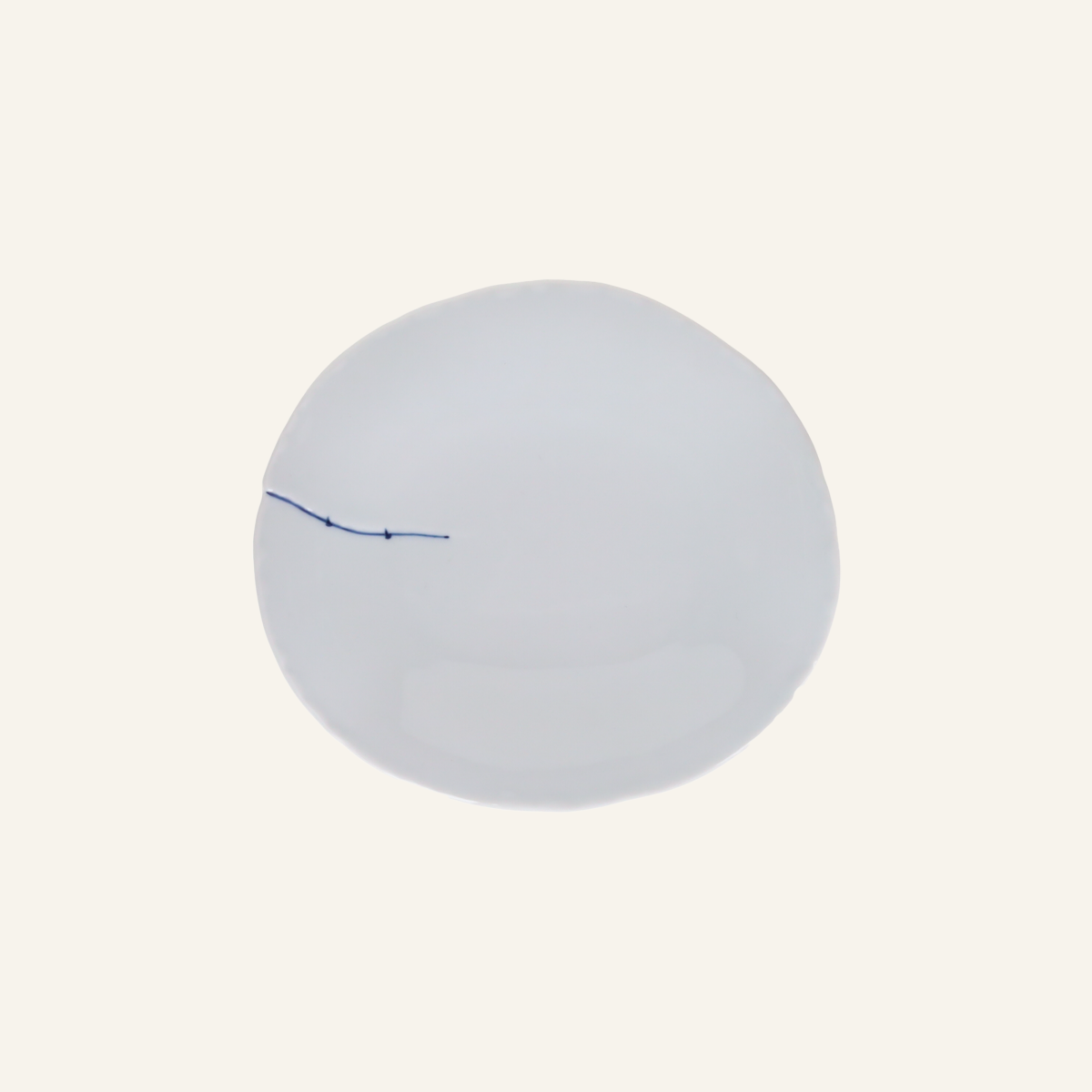 Petite assiette découpée en porcelaine Minoyaki "Hirari"
