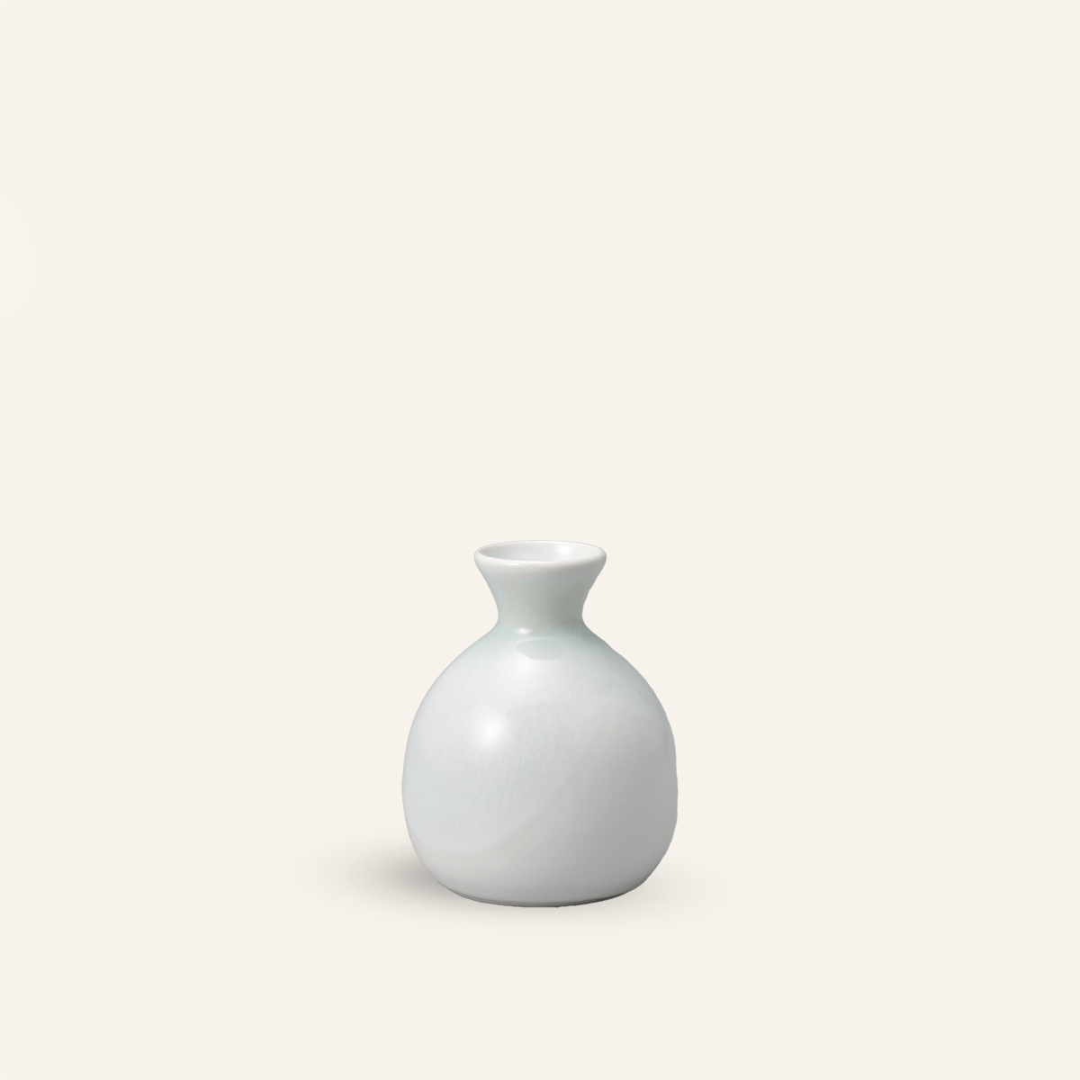 Minoyaki "seiryuu" fine earthenware tokkuri sake carafe