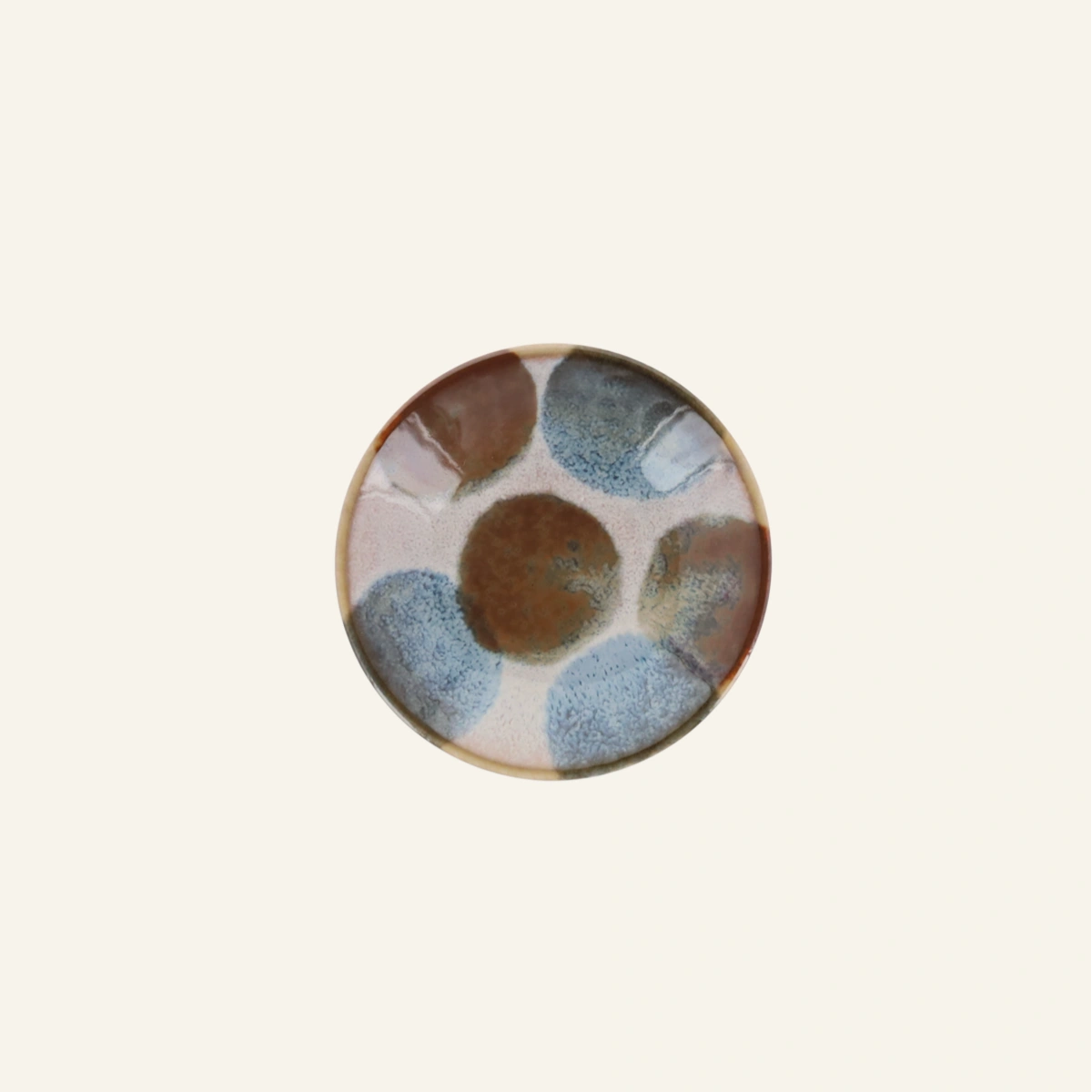 Petite assiette en porcelaine Minoyaki "Tenda", teintes inspirées d'Okinawa