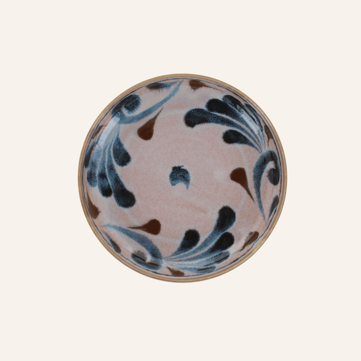 Minoyaki porcelain pasta plate "Karakusa", shades inspired by Okinawa