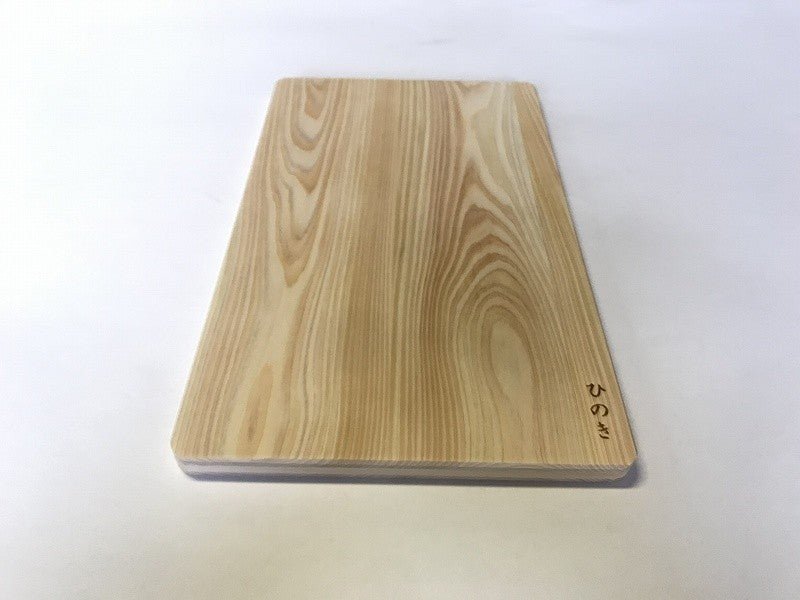 Fine planche a découper en cyprès Hinoki