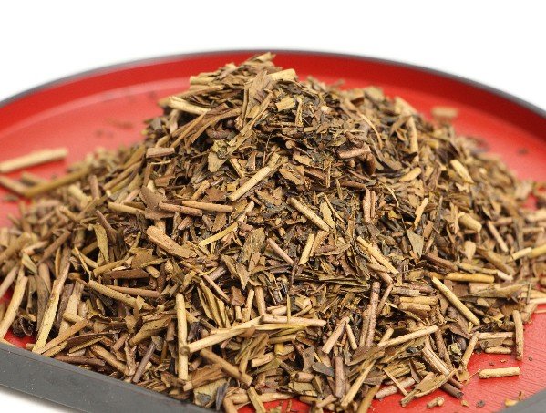 Thé hojicha fumé au cèdre japonais Yakusugi de l’île de Yakushima 50g