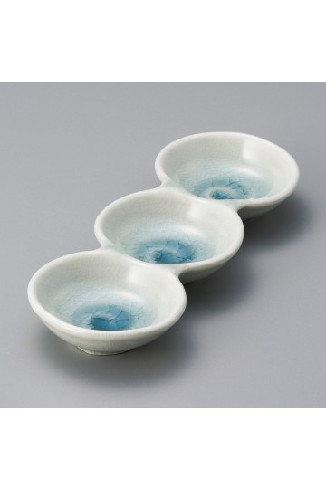 Fine earthenware three small bowls Setoyaki "taifu"