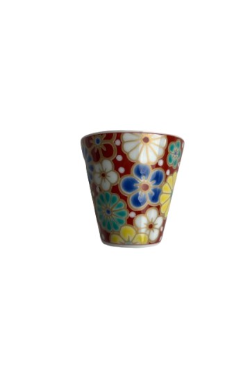Porcelain sake cup Kutaniyaki "Umekikumoyou"