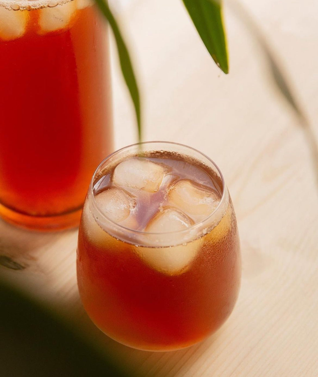 Cocktail au thé fumé et grenadine