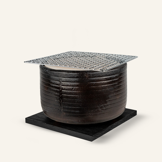 Japanese round table barbecue "Mikawa"