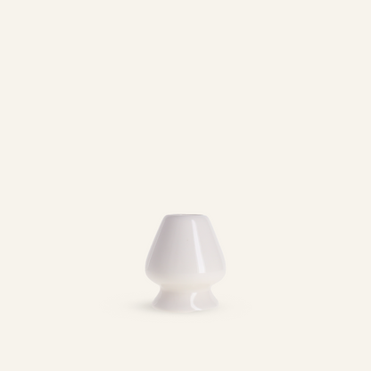 Support blanc en porcelaine pour fouet à matcha
