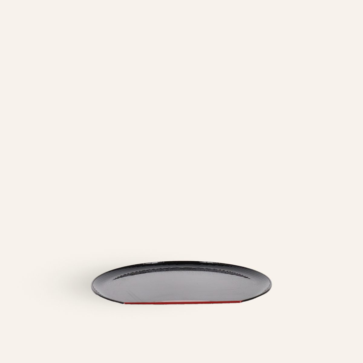 Black resin dessert plate "yunagi"