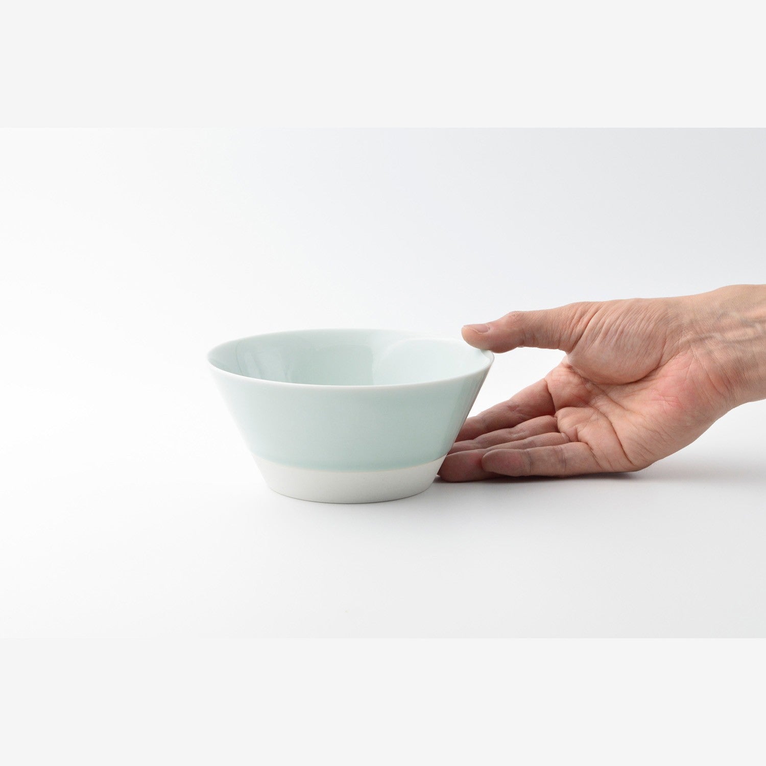 Bol bleu en porcelaine Hasamiyaki "Essence of life"