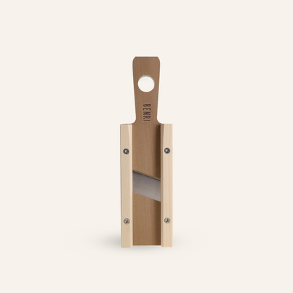 Râpe à poireau en bois