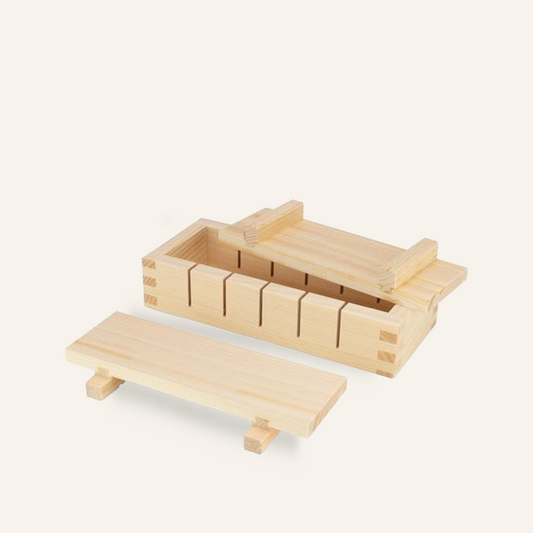 Hinoki cypress oshizushi press (5 sushi)