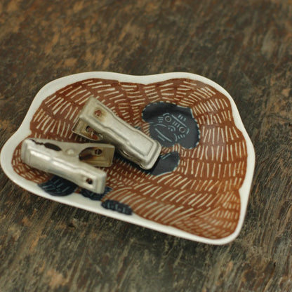 Petite assiette en porcelaine "Orang-outan"