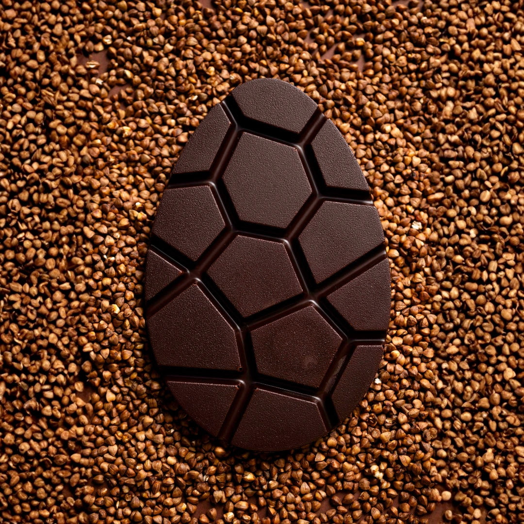 L'Œuf - Chocolat noir praliné sobacha et confit d’orange