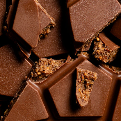 L'Œuf - Chocolat au lait praliné riz soufflé 100 g