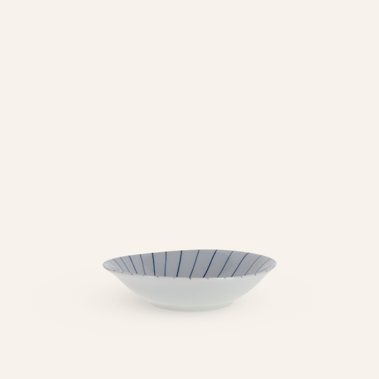 Minoyaki "Hosha" Striped Flared Porcelain Plate