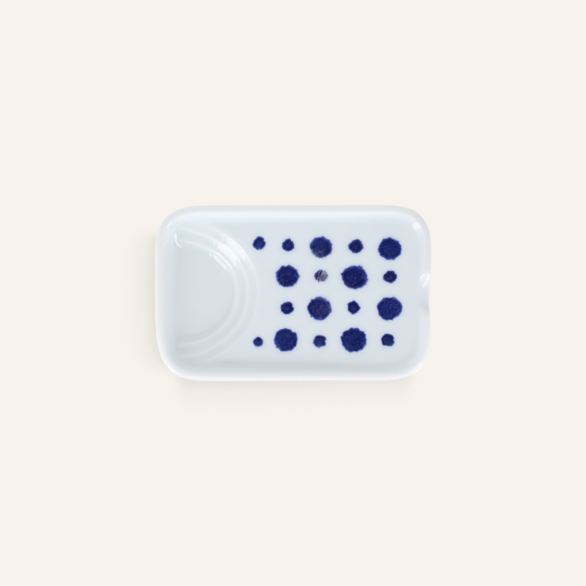 Petite assiette rectangulaire en porcelaine Hasamiyaki "Indigo Mizutama"