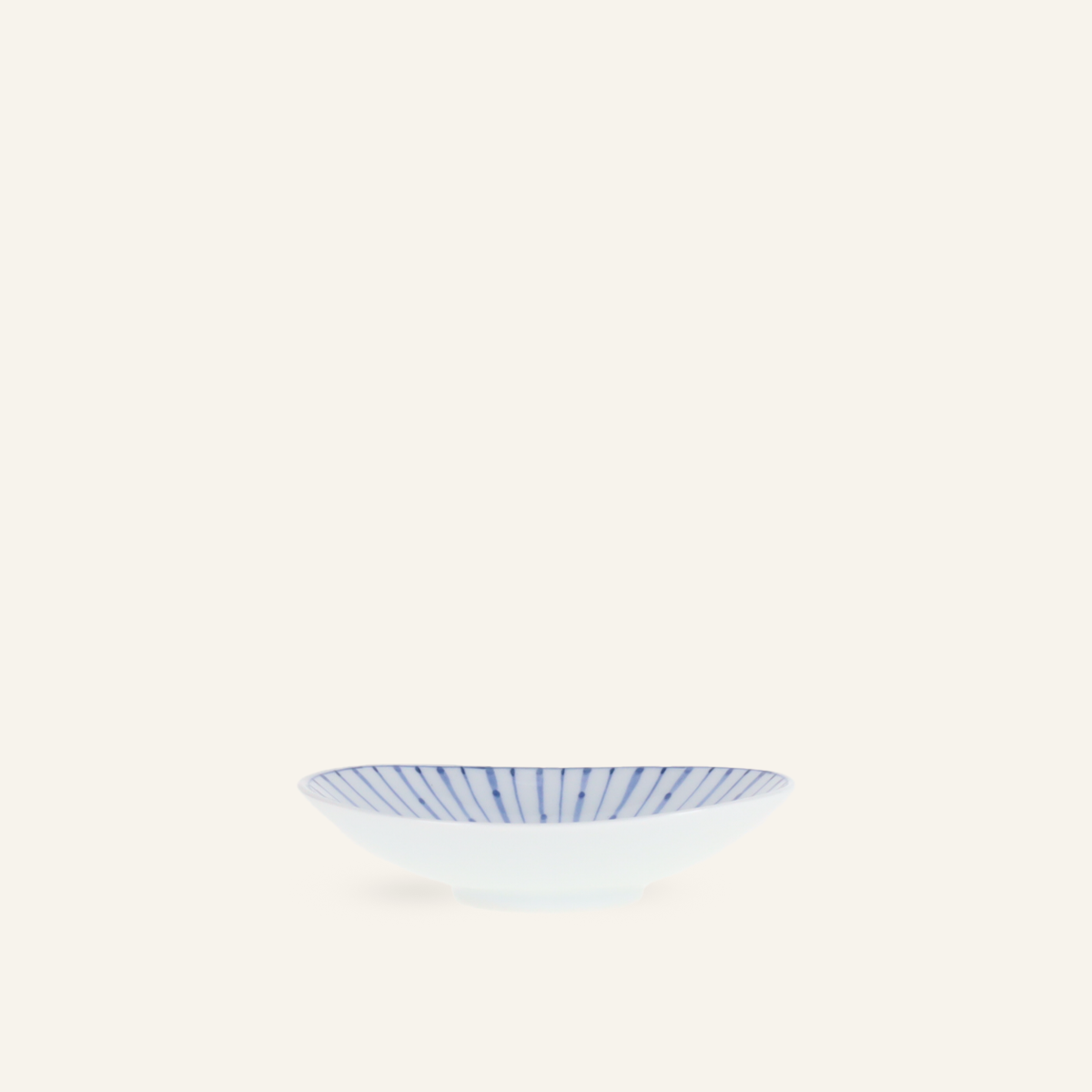Small oval Hasamiyaki porcelain plate "Tokusaran"