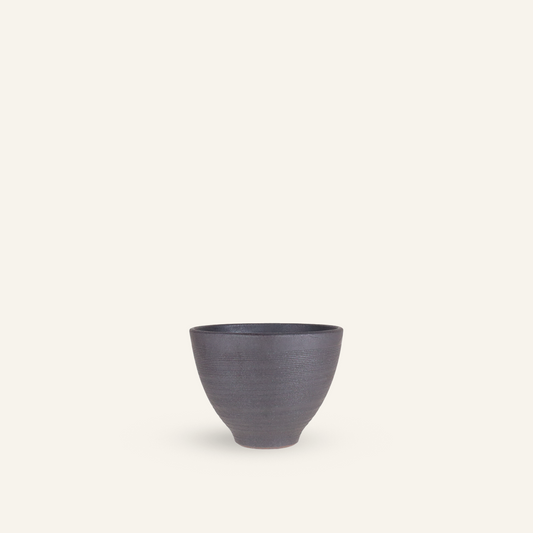 Hasamiyaki "kurosendan" ceramic black tea cup