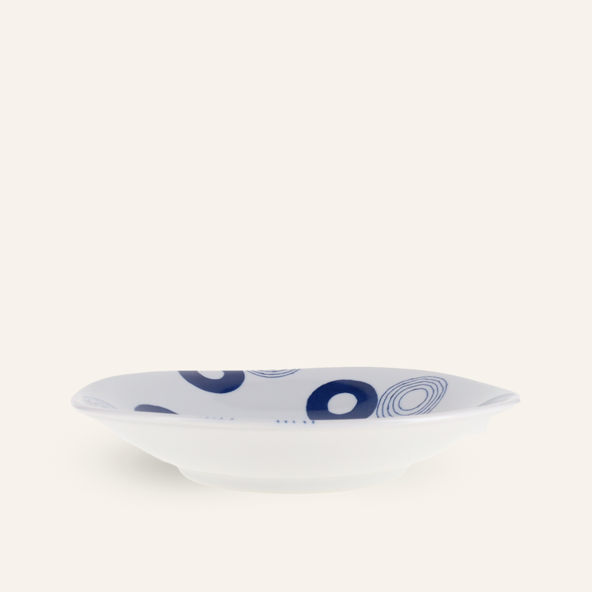 Hasamiyaki "Uzumarumon" Flared Porcelain Plate