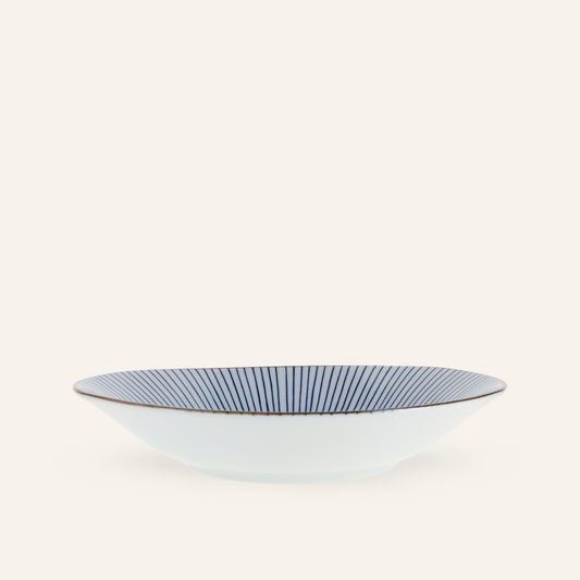 Minoyaki "sensuji" blue striped porcelain plate