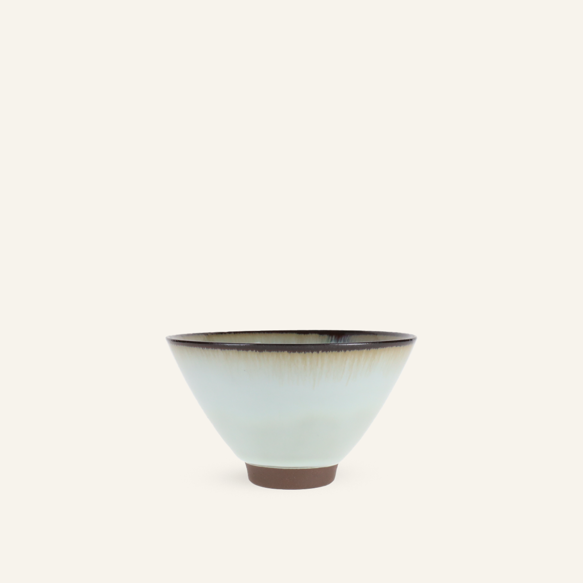 Hasamiyaki "sui" ceramic rice bowl