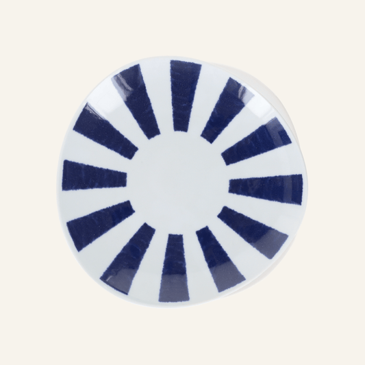 Hasamiyaki "Indigo Tokusa" porcelain flared plate