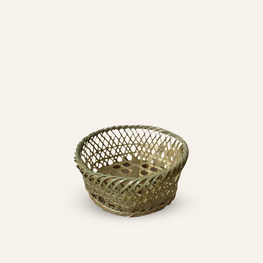 Mutsume round bamboo basket