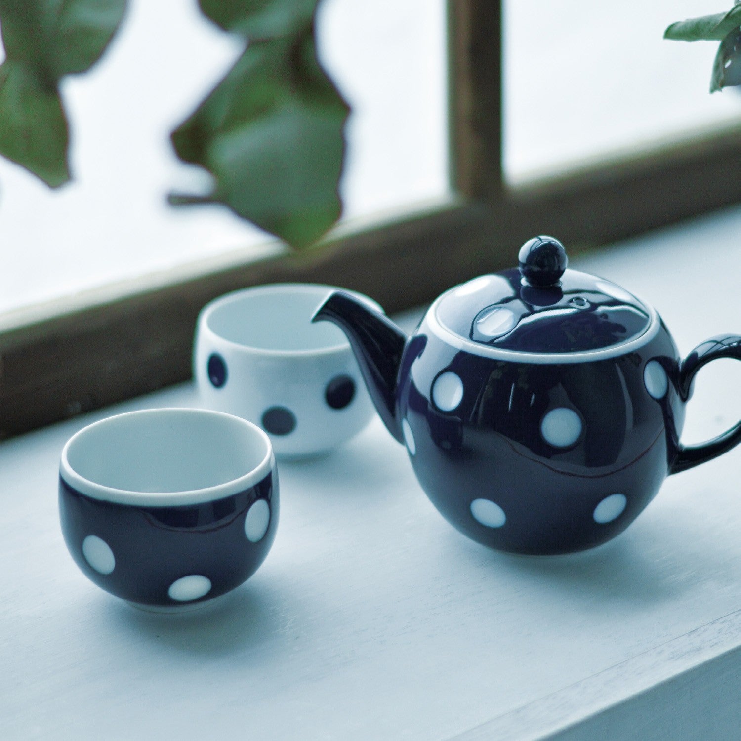 Tasse à thé bleue en porcelaine Aritayaki "Negaposi"