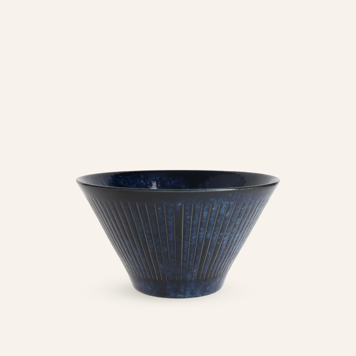 Minoyaki fine earthenware donburi bowl