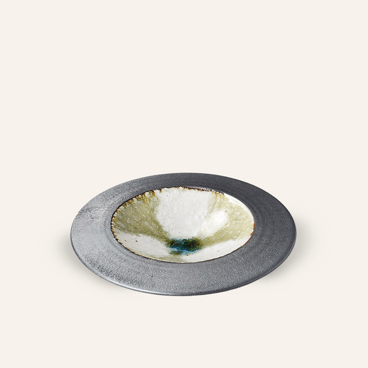 Minoyaki "rimu" fine earthenware flat-rimmed plate