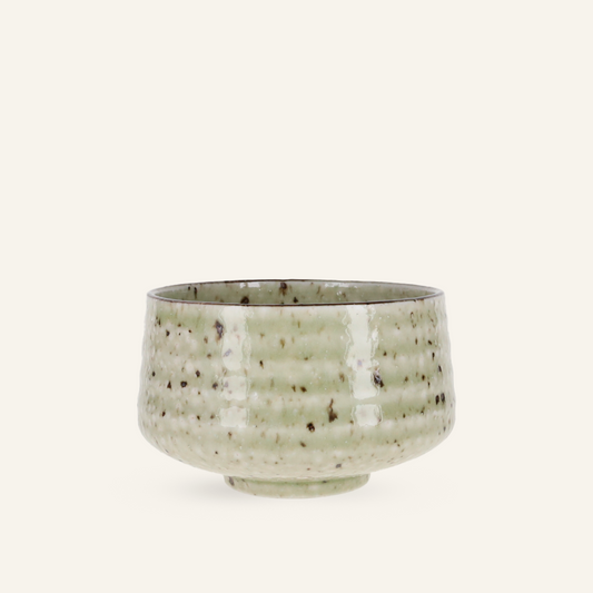 Minoyaki "Fuchisabi" fine earthenware matcha bowl