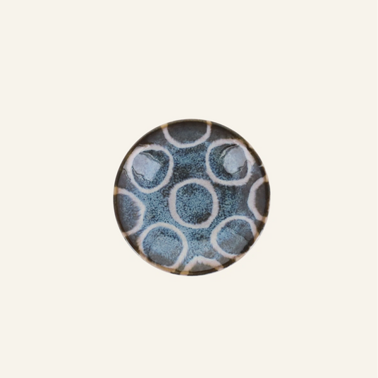 Petite assiette en porcelaine Minoyaki "Momomaru", teintes inspirées d'Okinawa