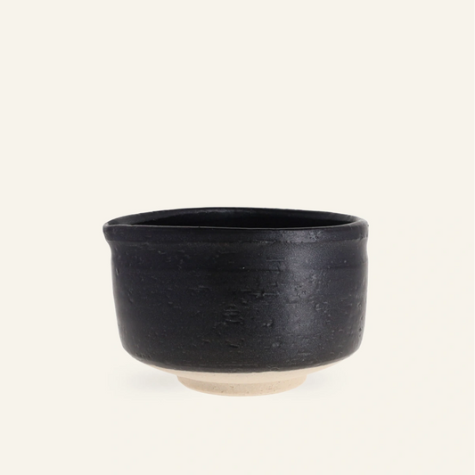 Bol à matcha avec bec verseur en grès "Katakuchi"