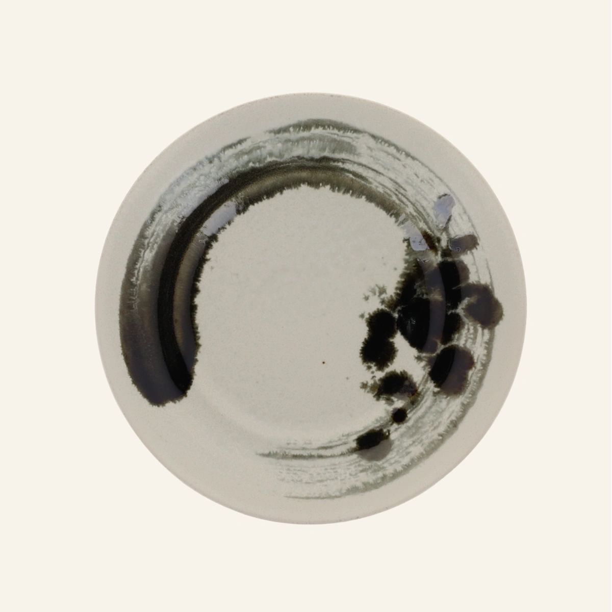 Assiette faïence fine "Ikoi"