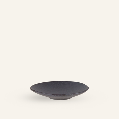 Petite assiette grise faïence fine Minoyaki "hasu"
