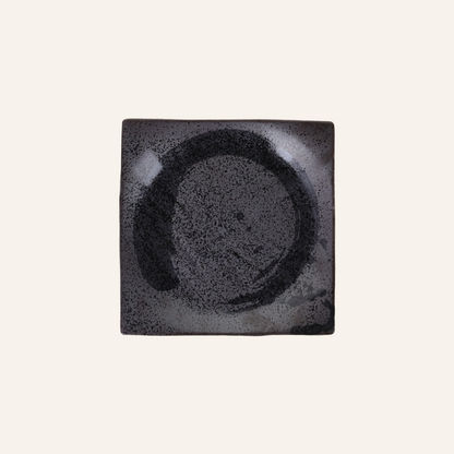 Assiette carrée faïence fine Minoyaki "kurosara"