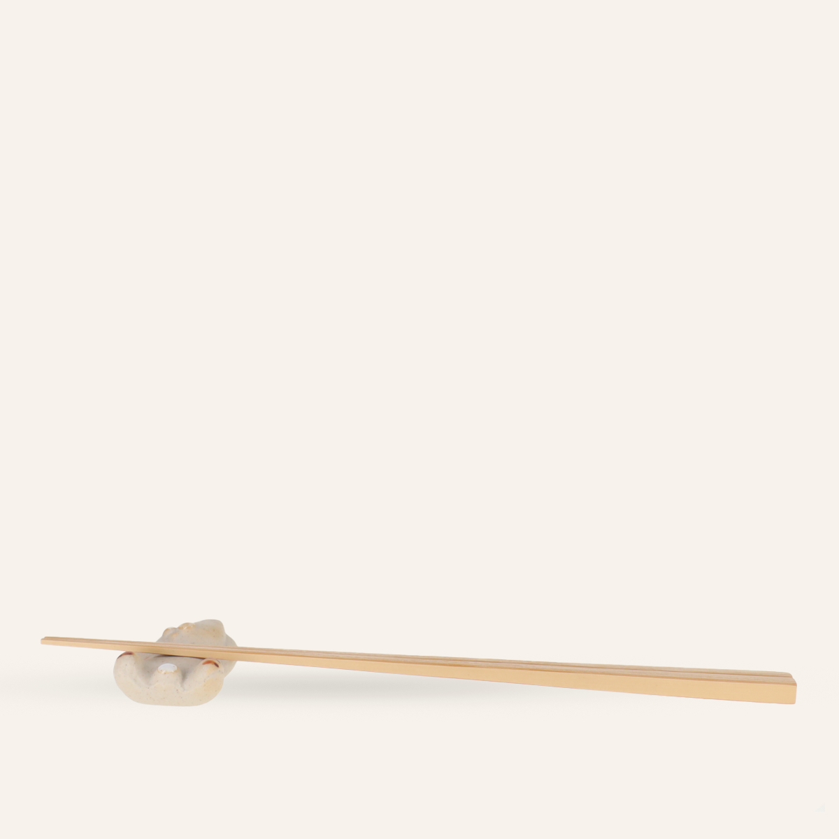 Setoyaki "doraneko" ceramic chopstick rest