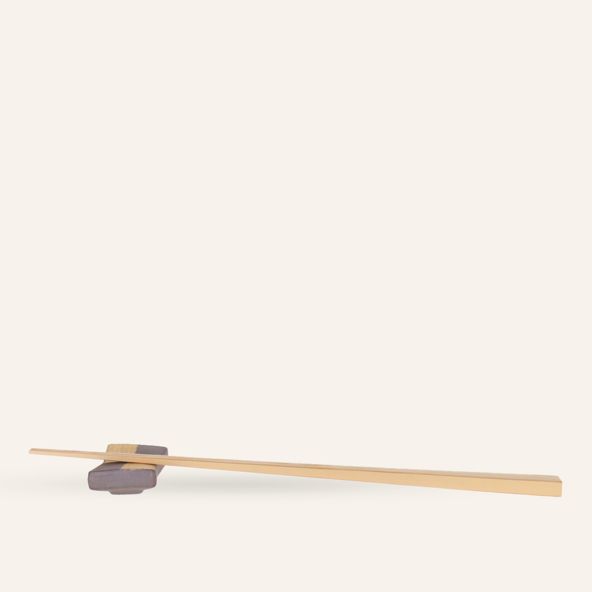 Minoyaki "shikaku" fine earthenware chopstick rest