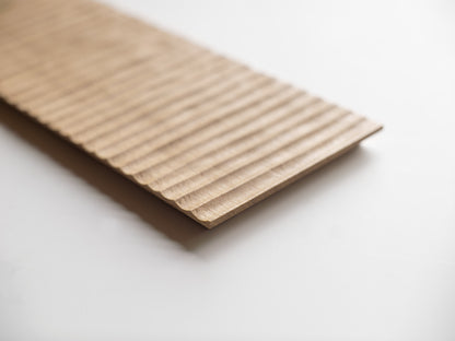 Plat en chêne strié S