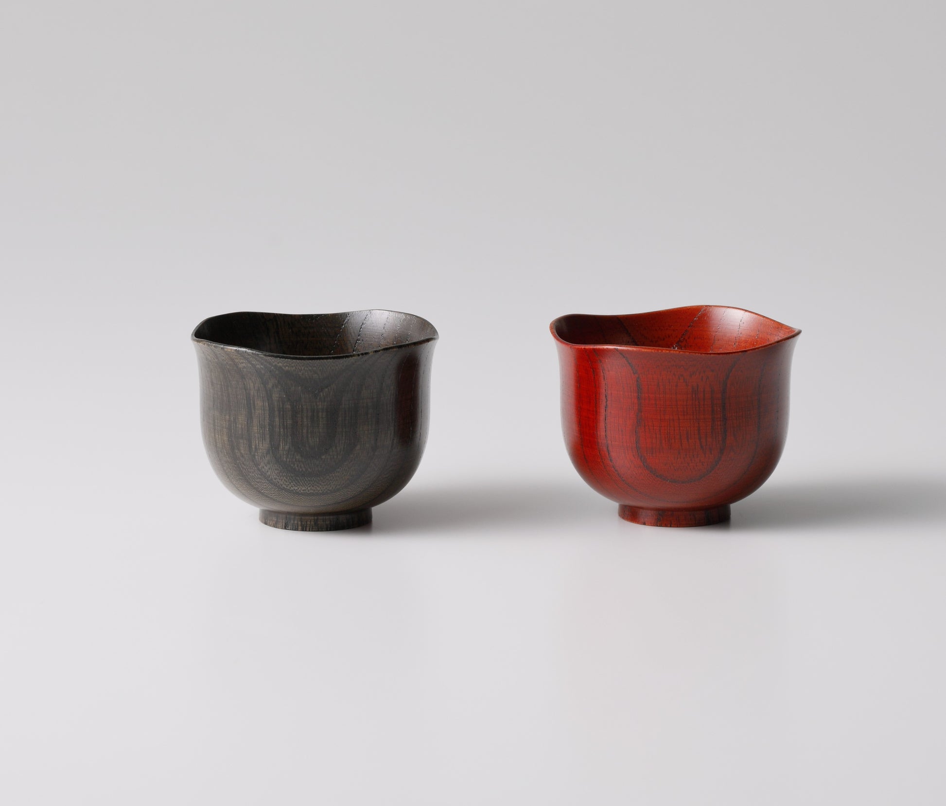 Tasse à thé rouge en bois de zelkova japonais laqué